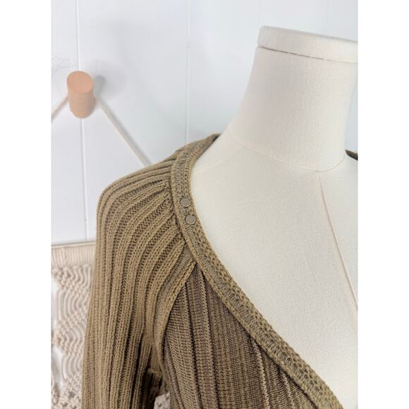 Free People Ribs and Ruffles Tunic Top Size Medium Olive Green Henley Peplum - Picture 5 of 11